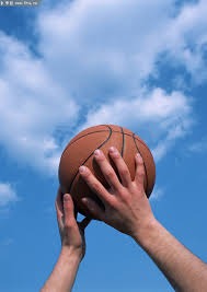 约基奇39+10+10创纪录！雄鹿虽6人得分上双，但双核伤缺难敌掘金？